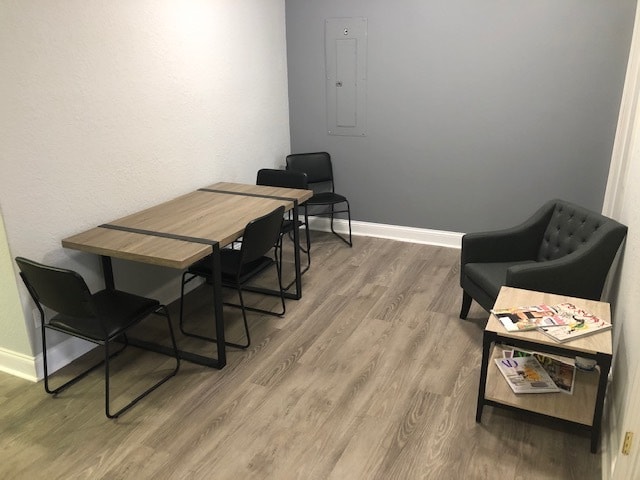 More Photos Of 4 S Tennessee St, Cartersville Office For Lease