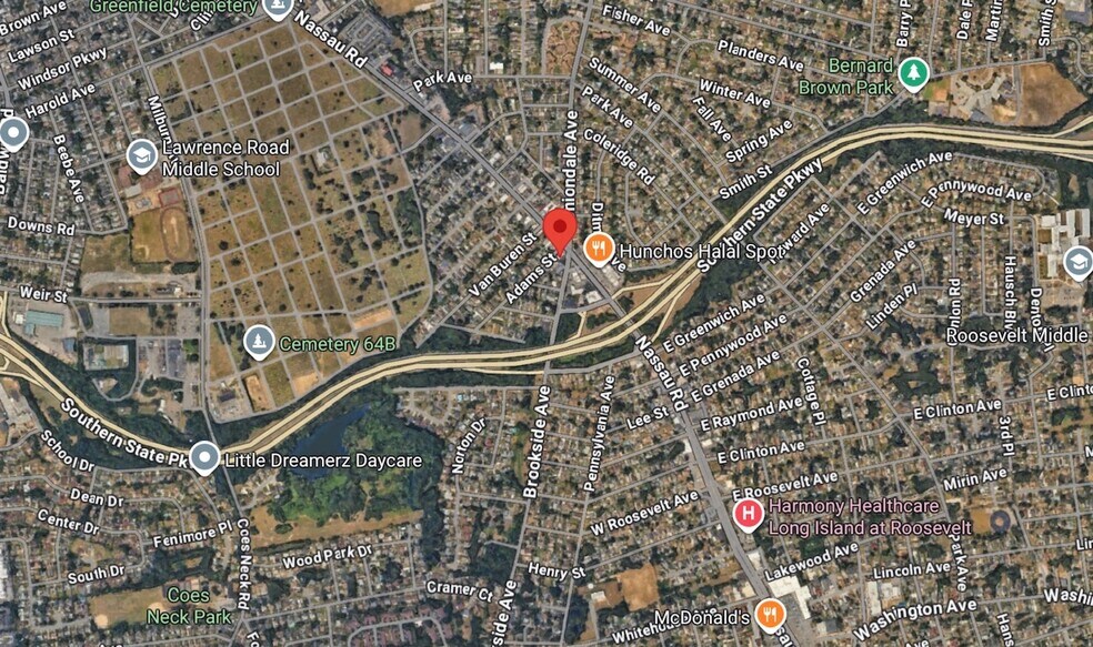 More Photos Of 926 Nassau Rd, Uniondale Freestanding For Sale