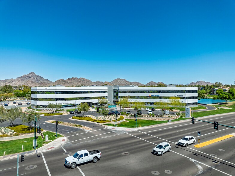 Primary Photo Of 2850 E Camelback Rd, Phoenix Unknown For Lease