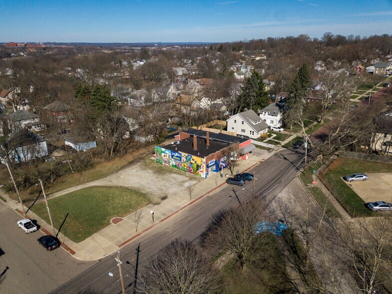 More Photos Of 314 Pioneer St, Akron Storefront For Sale
