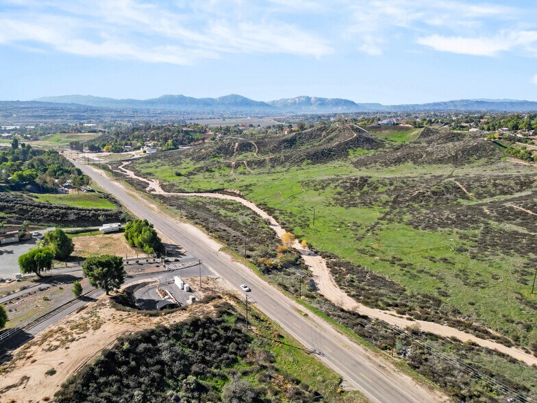 More Photos Of Anza Rd & Linda Rosea, Temecula Land For Sale