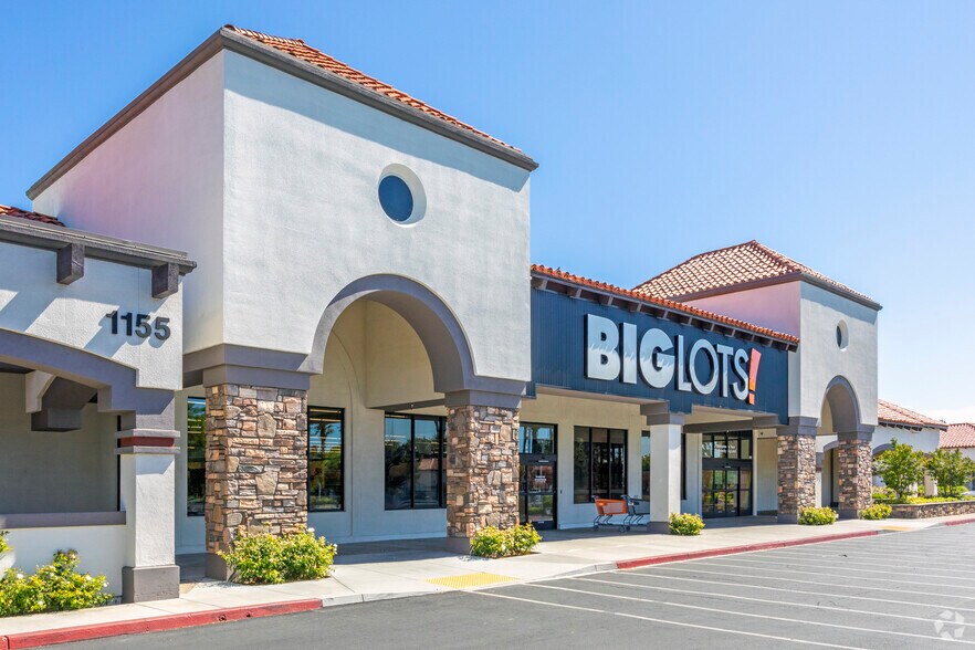 12951300 Shaw Ave, Clovis, CA 93612 For Lease