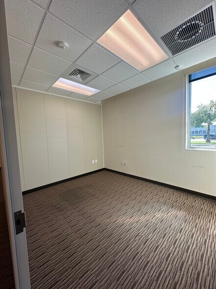 More Photos Of 10244 S US HWY 1, Port Saint Lucie Freestanding For Lease