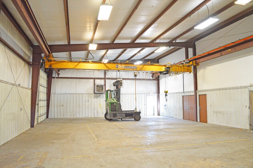 More Photos Of 9800 W Reno Ave, Oklahoma City Warehouse For Sale