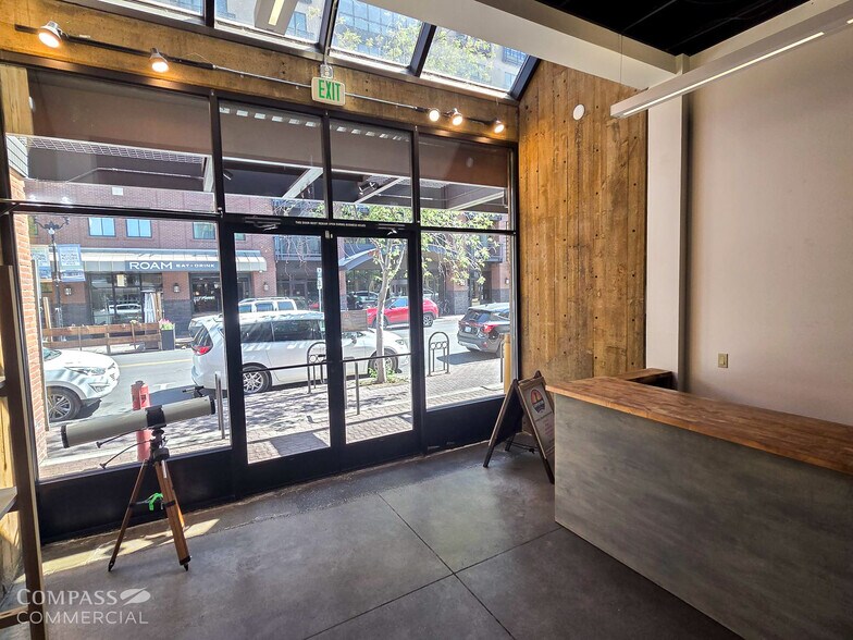 More Photos Of 5 NW Minnesota Ave, Bend Office For Lease