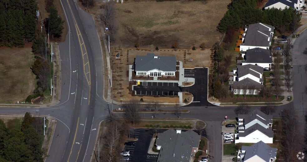 More Photos Of , Holly Springs General Retail For Sale