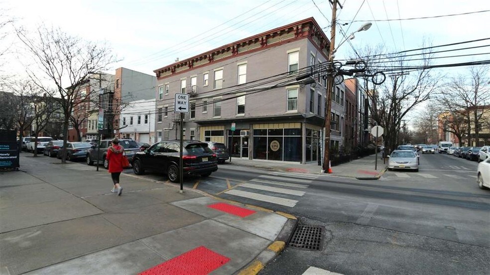 86 Garden St, Hoboken, NJ 07030 Restaurant For Sale