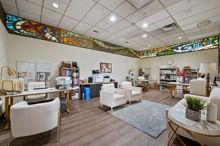 More Photos Of 123 Hamilton Ave, Turtle Creek Healthcare For Sale