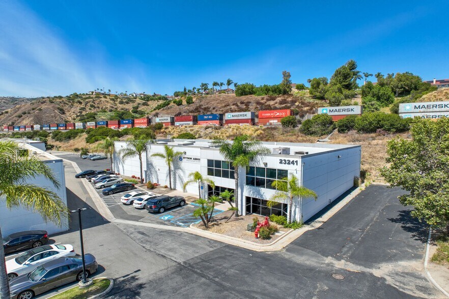 More Photos Of 23241 La Palma Ave, Yorba Linda Warehouse For Lease