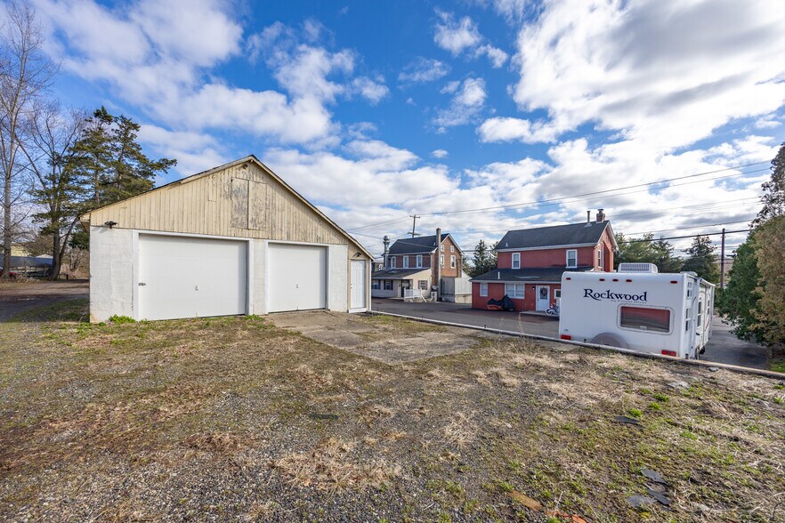 More Photos Of 109 Gravel Pike, Collegeville Office Residential For Sale