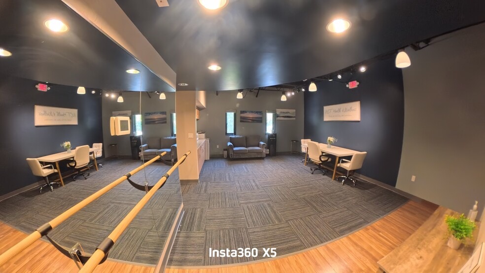 More Photos Of 162 Kings Hwy N, Westport Medical For Lease