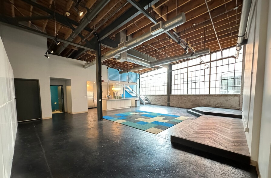 More Photos Of 887 W Marietta St NW, Atlanta Loft Creative Space For Lease