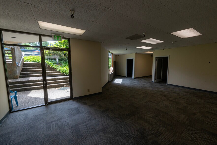 More Photos Of 9955 SW Beaverton Hillsdale Hwy, Beaverton Unknown For Lease