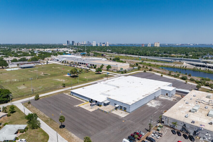 Primary Photo Of 3900 W Coachman Ave, Tampa Warehouse For Lease