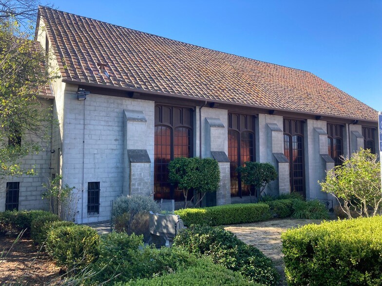 More Photos Of 1521 Spruce St, Berkeley Religious Facility For Lease