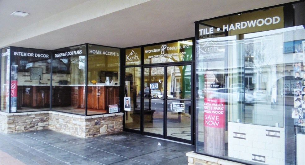 More Photos Of 821 Texas St, Fairfield General Retail For Sale