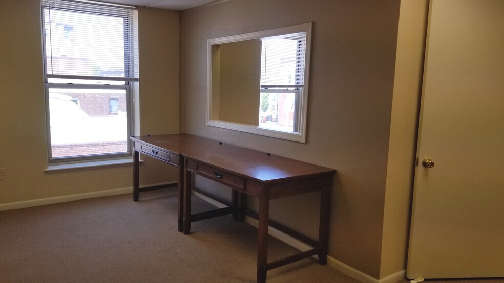 More Photos Of 57 Union Pl, Summit Office For Lease