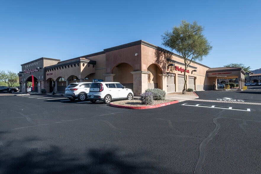More Photos Of 8900 E Pinnacle Peak Rd, Scottsdale Unknown For Lease
