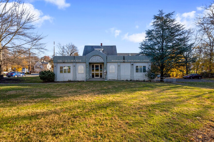 More Photos Of 295 W Route 59, Spring Valley Office Residential For Sale