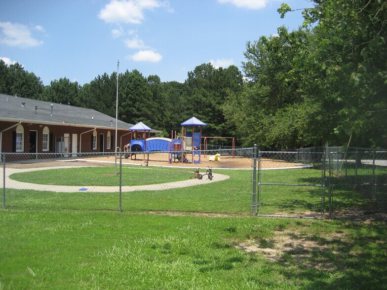 More Photos Of 2985 Xavier Ray Ct, Snellville Daycare Center For Sale