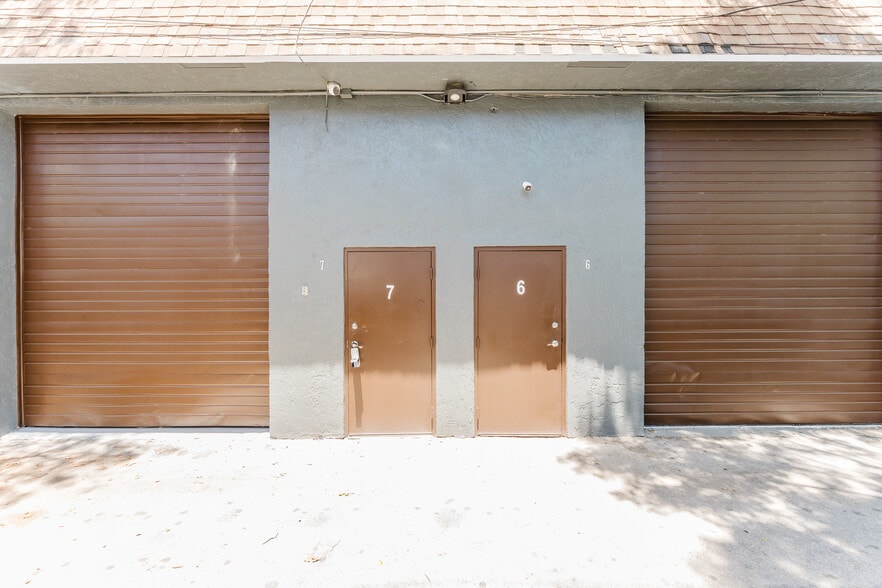 More Photos Of 259 SE 1st Ter, Deerfield Beach Warehouse For Lease