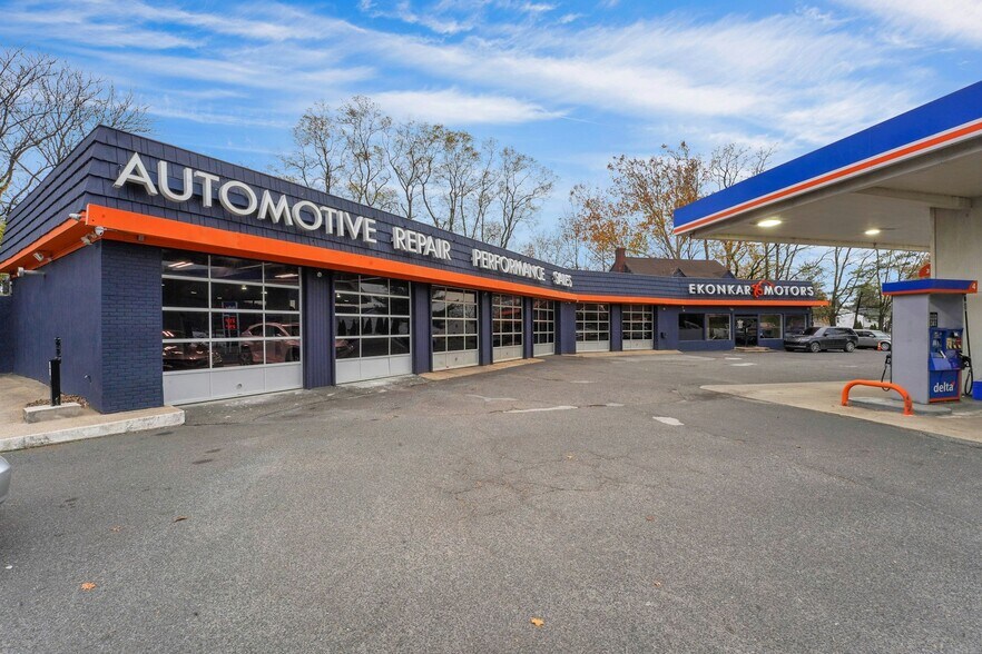 More Photos Of 2040 US Highway 22, Scotch Plains General Retail For Lease