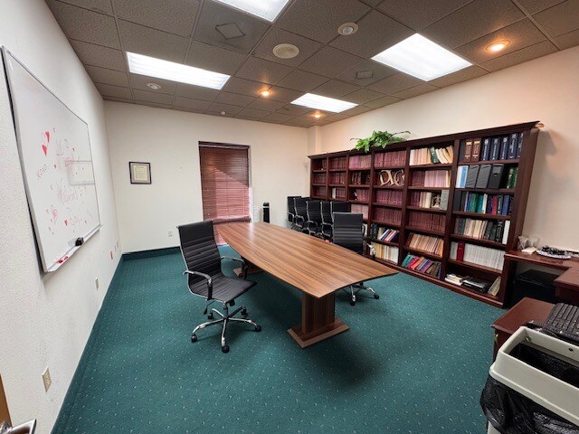 More Photos Of 1041 US Highway 19, Holiday Office For Sale