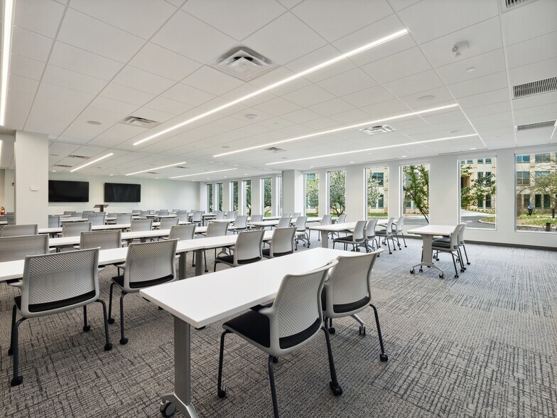 More Photos Of 100 N Field Dr, Lake Forest Unknown For Lease