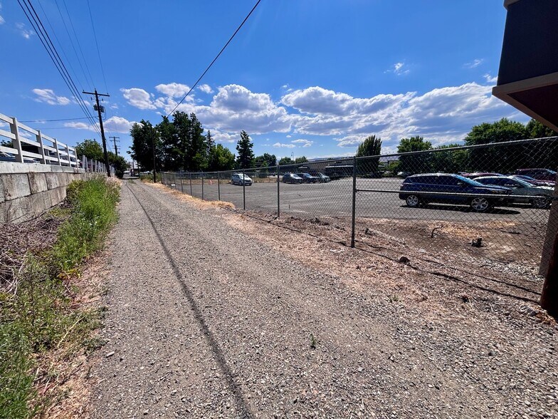 More Photos Of 2xx Water St, Ellensburg Land For Sale