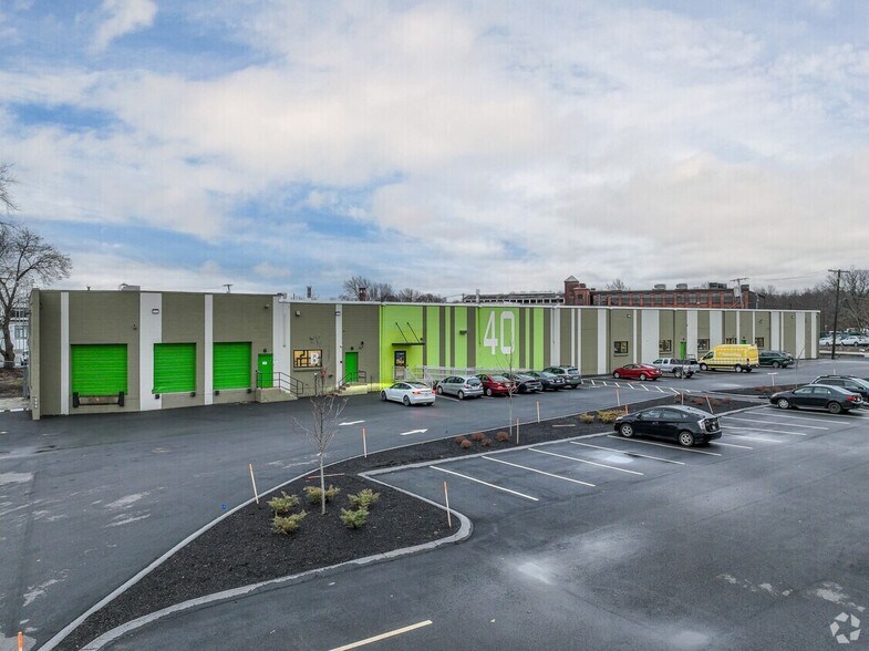 Primary Photo Of 40 Green River Way, Watertown Distribution For Lease