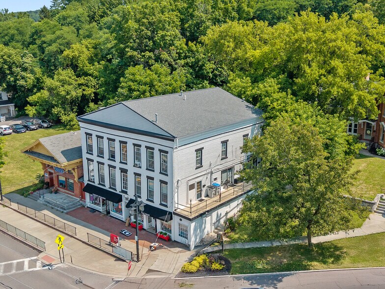 More Photos Of 100-104 Brooklea Dr, Fayetteville General Retail For Sale