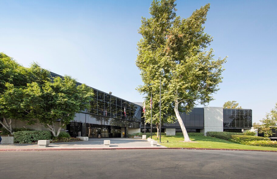 More Photos Of 3191 W Temple Ave, Pomona Medical For Sale