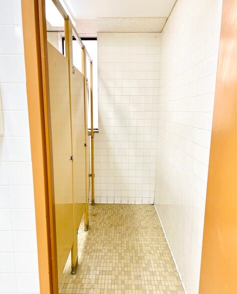 More Photos Of 12401 E 43rd St, Independence Medical For Lease