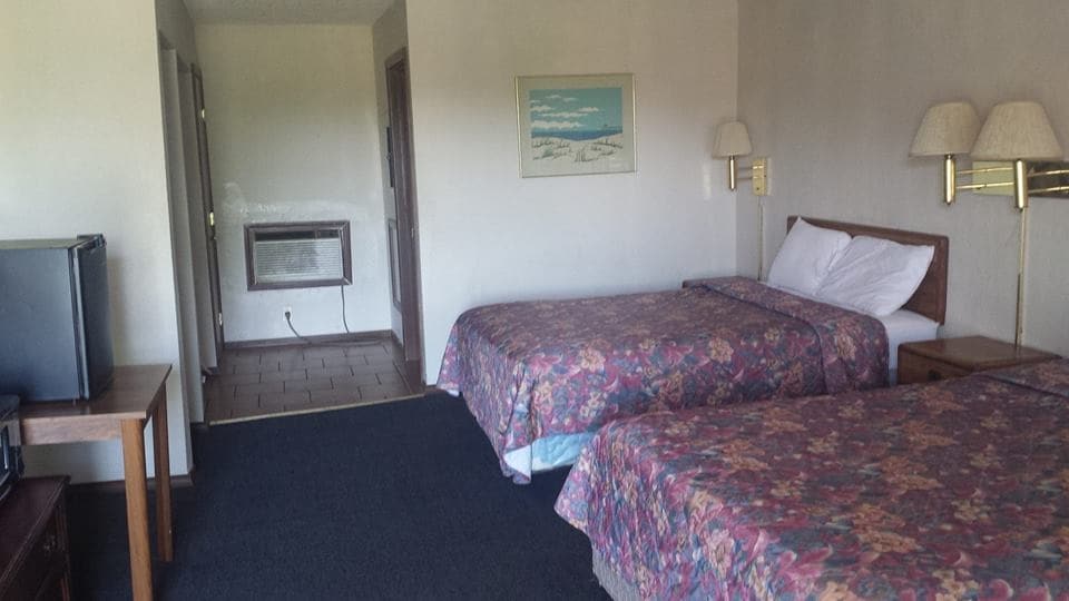 More Photos Of 36494 Old Highway 270, Wewoka Hotel For Sale