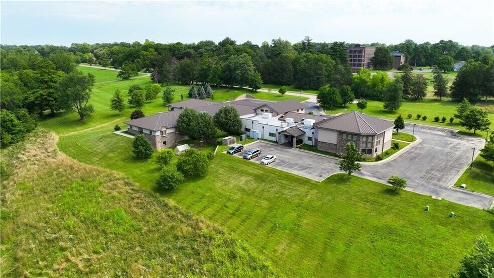 More Photos Of 908 Franciscan Way, Savannah Specialty For Sale