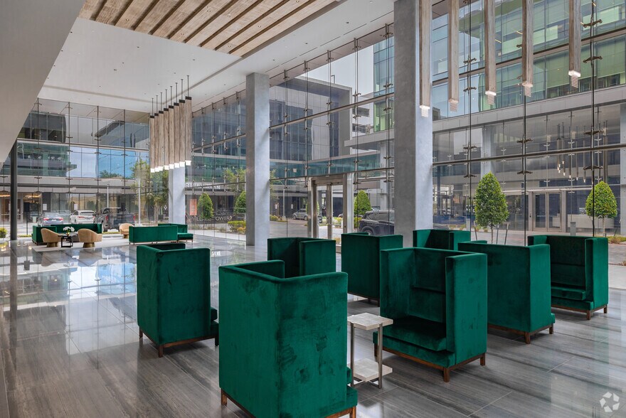 More Photos Of 9655 Katy Fwy, Houston Unknown For Lease