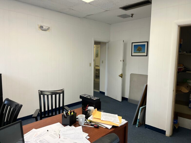 More Photos Of 14 Dartmouth St, Malden Office For Lease