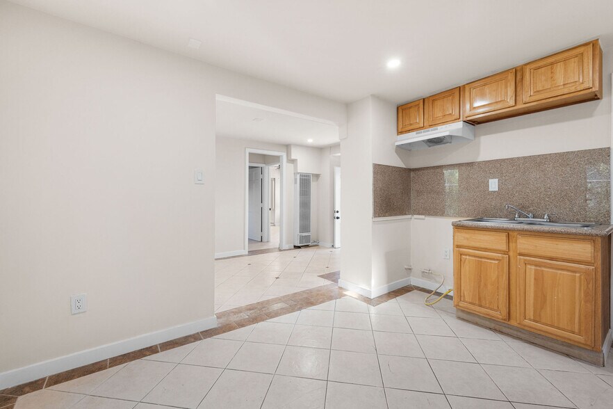 More Photos Of 127 S Evergreen Ave, Los Angeles Multifamily For Sale