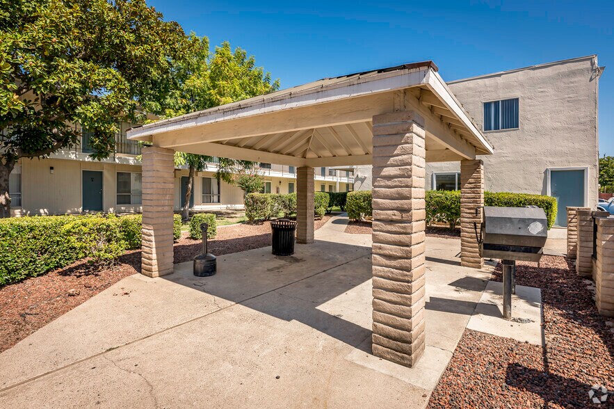 More Photos Of 1400 Fulton Ave, Sacramento Apartments For Sale