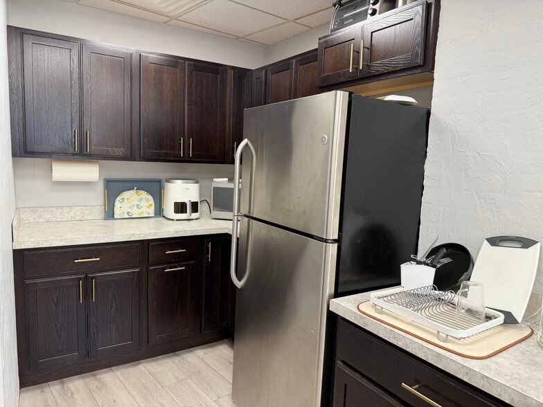 More Photos Of 541 Concord St, Framingham Freestanding For Sale