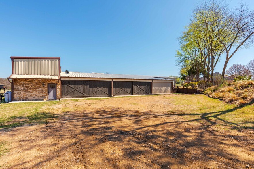 More Photos Of 11030 Wild Rose Ln, Anna Multifamily For Sale