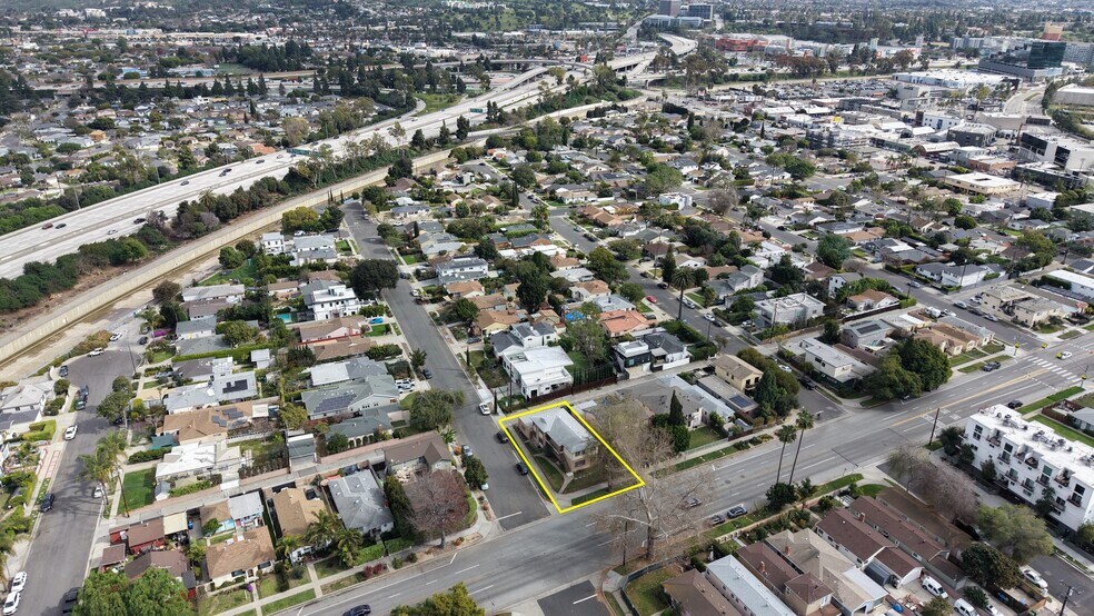 More Photos Of 11970 Aneta St, Culver City Apartments For Sale