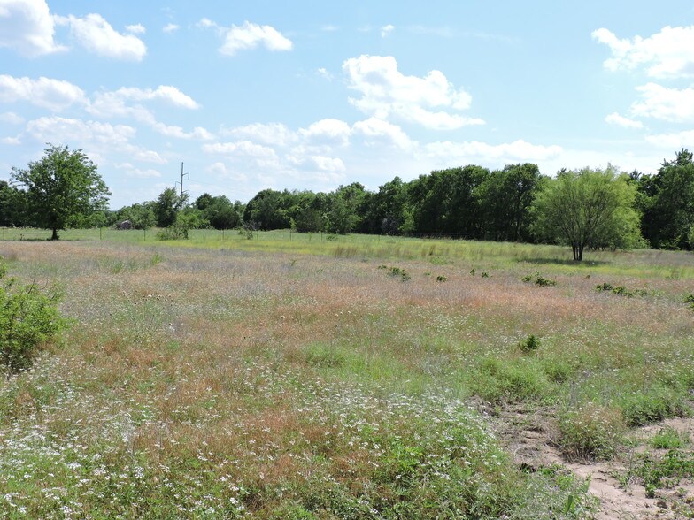 More Photos Of 406 Center Point Rd, Weatherford Land For Sale
