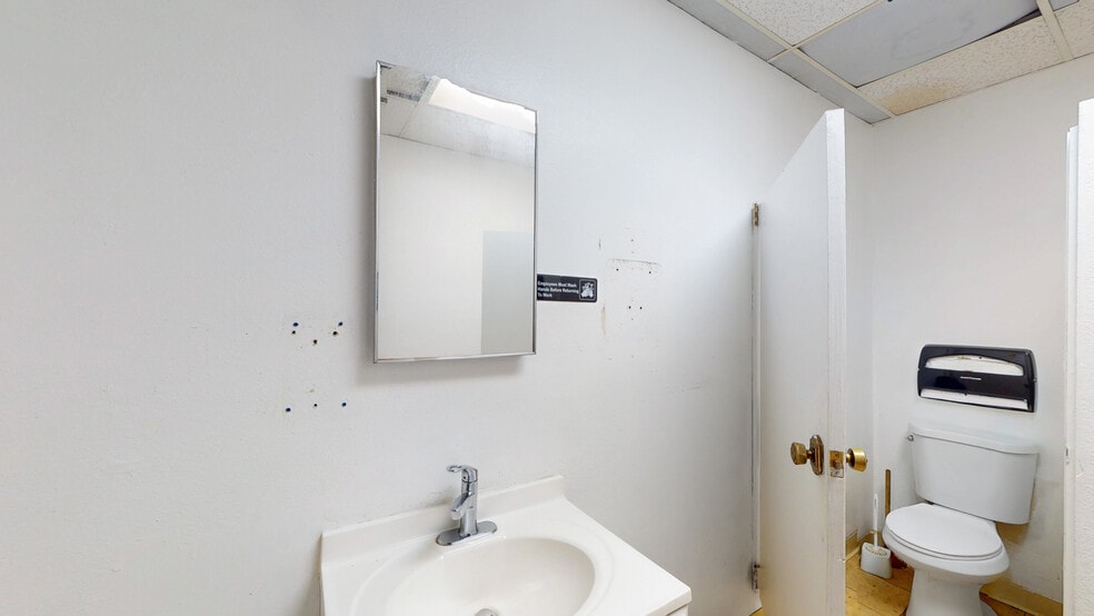 More Photos Of 1329 9th St, Berkeley Storefront Retail Office For Lease