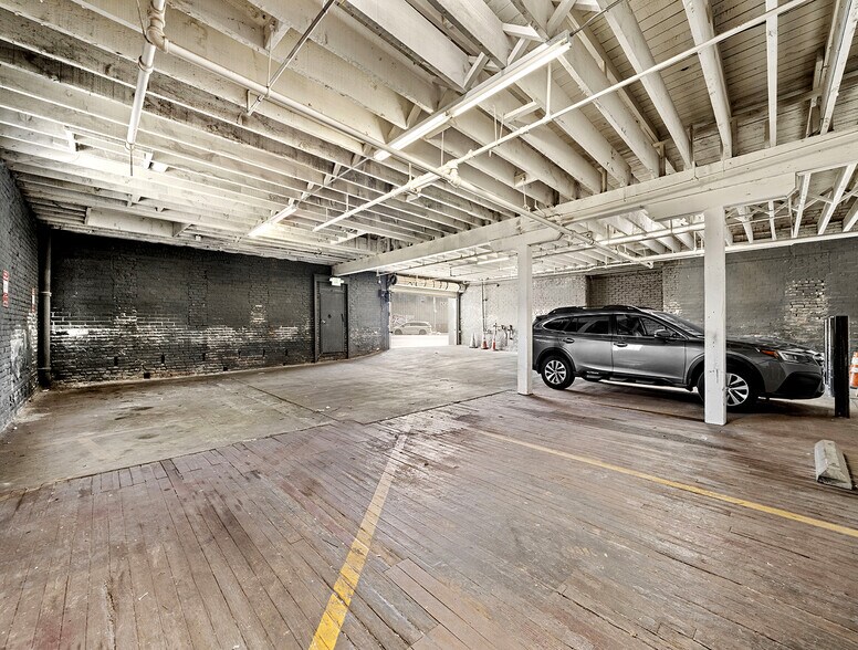 More Photos Of , Los Angeles Flex For Sale