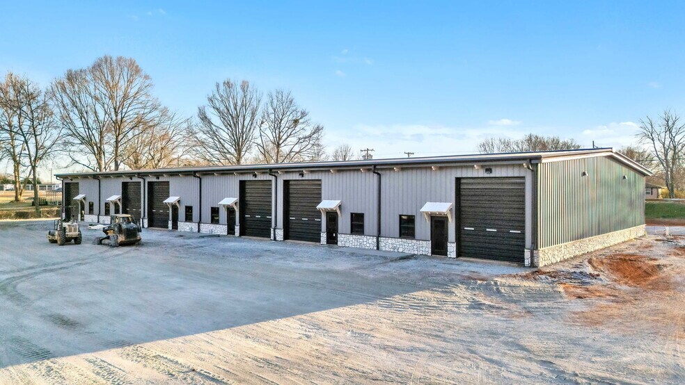 More Photos Of 3828 101 hwy, Greer Industrial For Lease