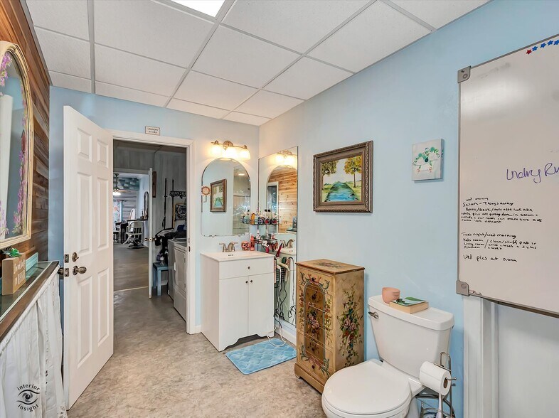 More Photos Of 2-4 E Front St, Newark Health Club For Sale