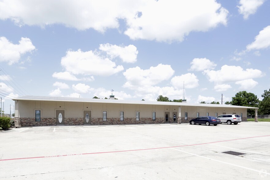 More Photos Of 17920 Huffmeister Rd, Cypress Office For Lease