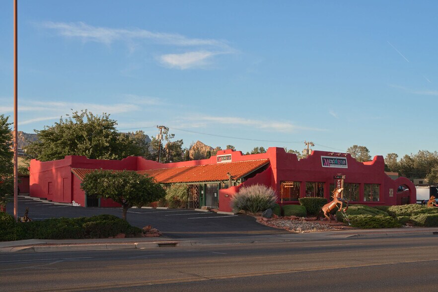 More Photos Of 1670 W Highway 89A, Sedona Storefront Retail Office For Sale