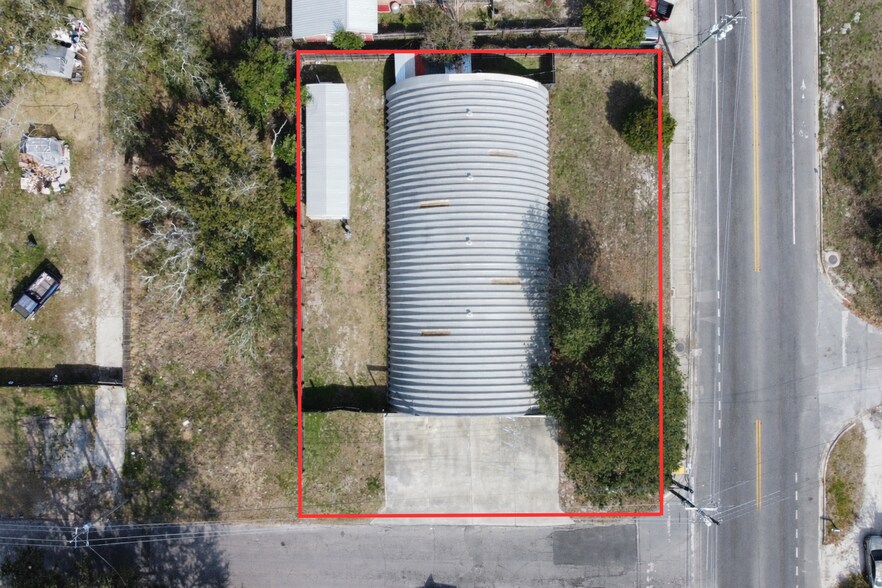 More Photos Of 2611 E 6th St, Panama City Warehouse For Sale